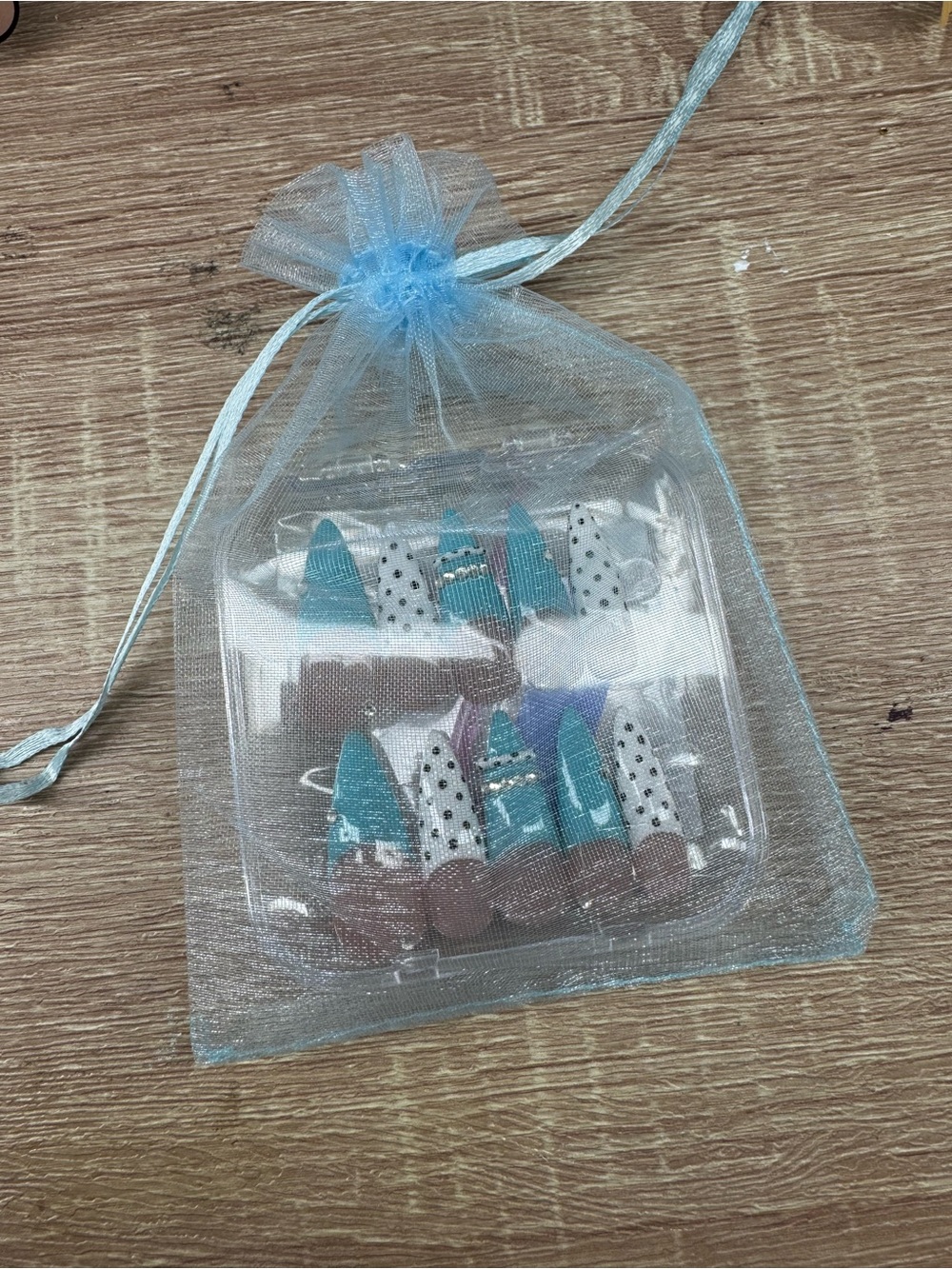 Homemade Blue & White Polka Dot Press-On Nail Set - Picture 2 of 2